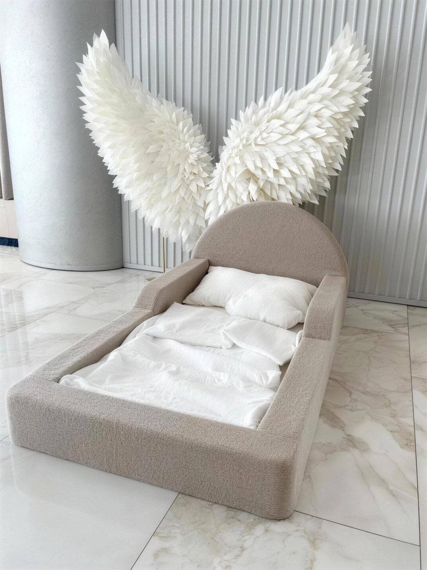 Cozy Sleep Bodenbett mit Bouclé-Bezug