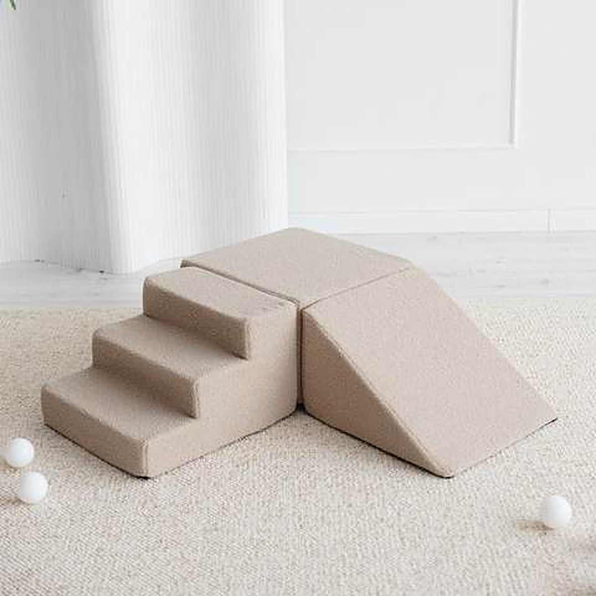Spiellandschaft aus Bouclé – Beige