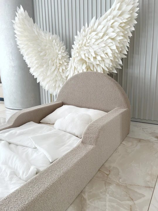 Bodenbett von der Seite – niedrige Einstiegshöhe