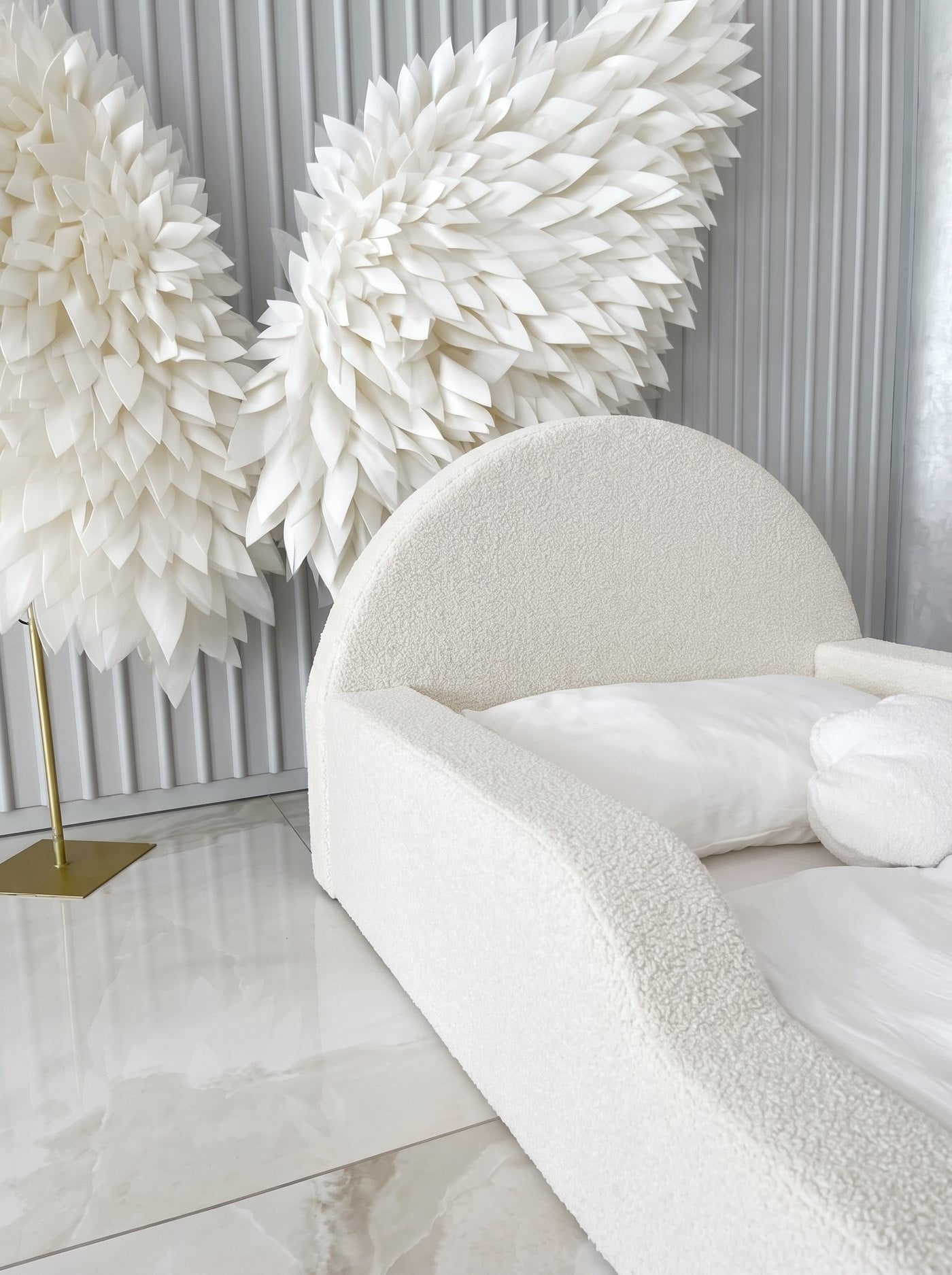 Montessori-Bodenbett aus Schaumstoff – Bouclé Weiß