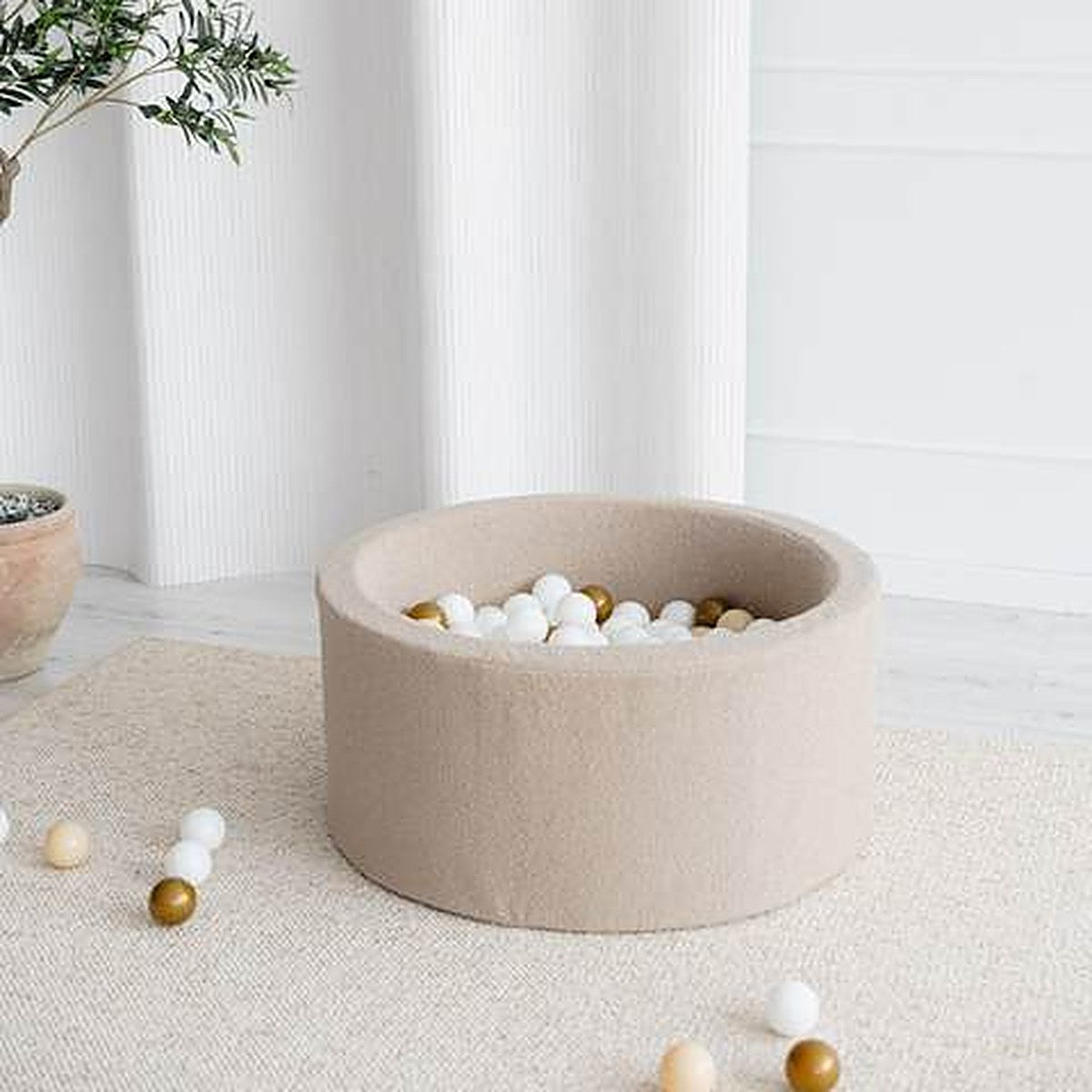 Bällebad aus Bouclé – Beige